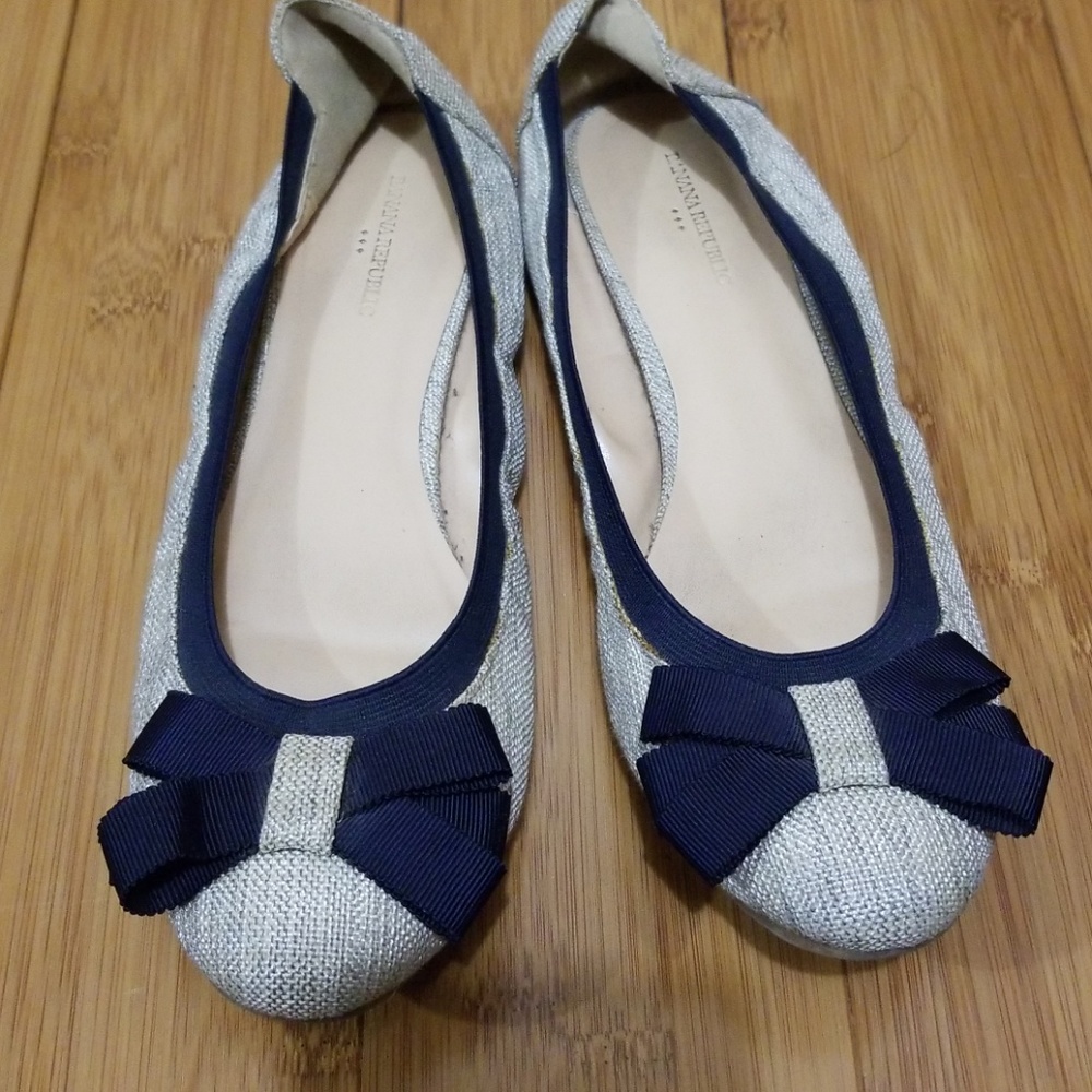 Banana republic flat